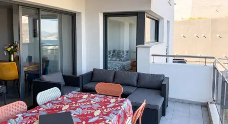 Appartement vue mer à Ajaccio, balcon et climatisation, 4 personnes : photo 6