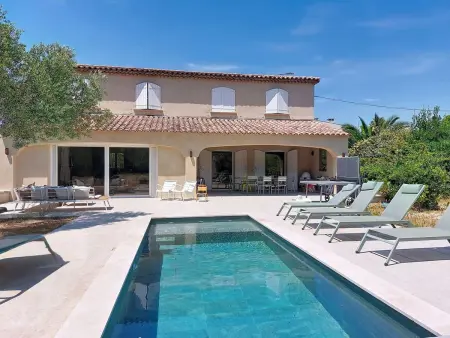 Villa Nana – Maison 8 pers., piscine, 300 m plage
