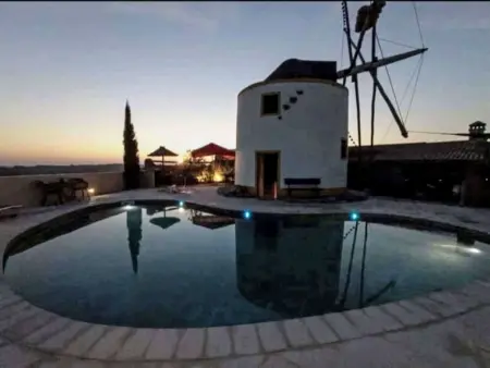 Windmill avec piscine privée à Vimeiro : photo 30