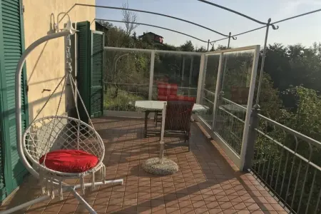 Maison Allegria à Ciglie : 2 chambres, terrasse panoramique : photo 6