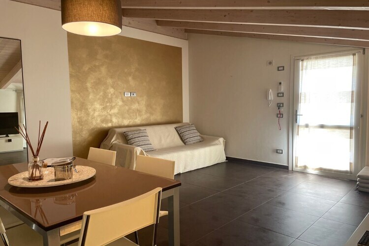 Penthouse Limone à Desenzano del Garda, piscine - Photo 5