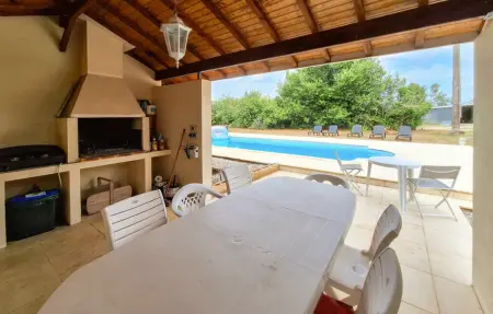 Maison pierre 8 personnes avec piscine à Civrac-en-Médoc : photo 9