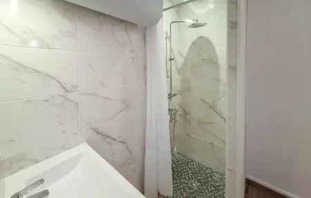 Maison pierre 8 personnes avec piscine à Civrac-en-Médoc : photo 20