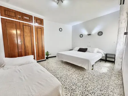 Appartement 4 pers. à 4 min de plage, clim et parking : photo 9