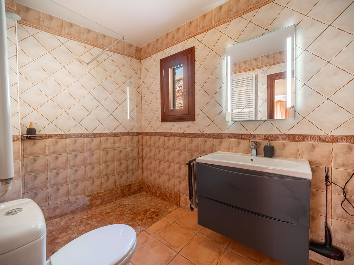 Maison mitoyenne 80m² à 300m de la plage, Cala Romantica - Photo 18
