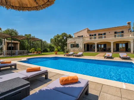 Location gite à Sa Pobla, Grande maison piscine privée, vue montagne - 8 pers.