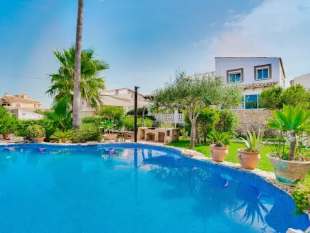 Villa 4 chambres piscine privée, 100 m de la plage : photo 1