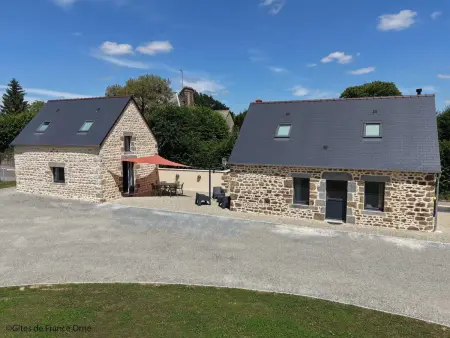 Gîte 2 maisons avec espace jeux - 6 pers. Ferté-Macé : photo 1