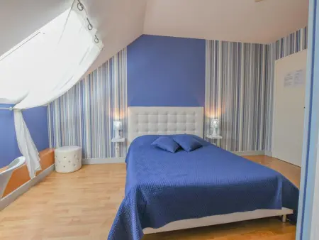Gîte 12 pers. avec piscine à Précy-Saint-Martin : photo 3