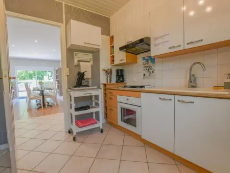 Gîte 12 pers. avec piscine à Précy-Saint-Martin : photo 9