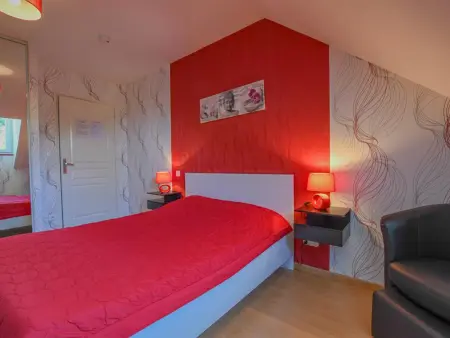 Gîte 12 pers. avec piscine à Précy-Saint-Martin : photo 14