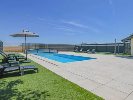 Gîte 12 pers. avec piscine à Précy-Saint-Martin : photo 31
