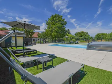 Gîte 12 pers. avec piscine à Précy-Saint-Martin : photo 33