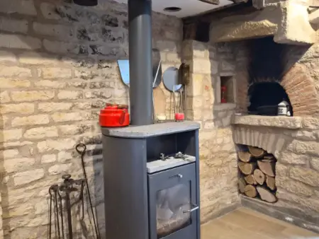Gîte 6 pers. à Vanne : maison avec jardin clos et vélos : photo 8