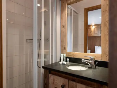 Appartement 8 pers. avec cheminée au cœur de Courchevel : photo 10