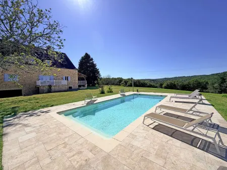 Maison en pierre avec piscine privée et tennis à Le Bugue : photo 2