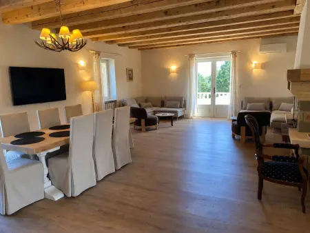 Maison en pierre avec piscine privée et tennis à Le Bugue : photo 10