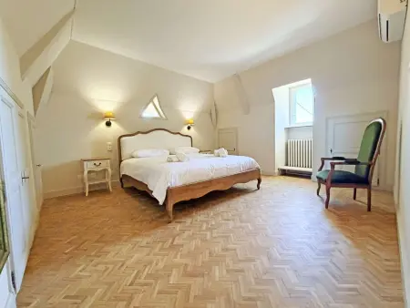 Maison en pierre avec piscine privée et tennis à Le Bugue : photo 17