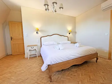 Maison en pierre avec piscine privée et tennis à Le Bugue : photo 23