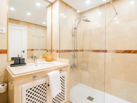 Appartement 3 chambres, 100 m plage, piscine - Marbella : photo 15