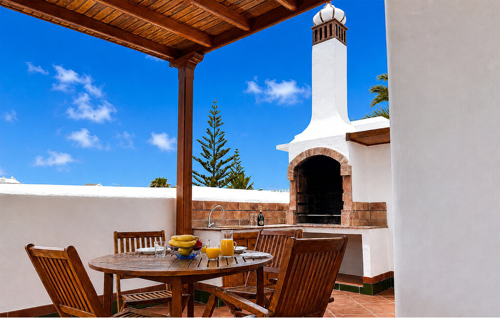 Villa Buenlugar à Yaiza, piscine et vue volcanique - Photo 8