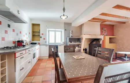 Maison rustique 5 personnes sur 3 hectares : photo 7