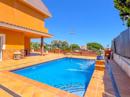 Maison avec piscine privée - 10 pers., Villa 13 personnes à Santa Susanna - Photo 2
