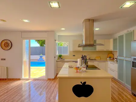 Maison avec piscine privée - 10 pers., Villa 13 personnes à Santa Susanna - Photo 19