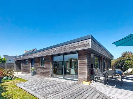 Location maison à Sainte Marine   Combrit, Bois et Lumière
