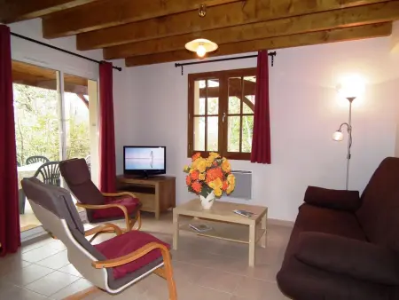 Villa 2 chambres avec jacuzzi à Gavaudun : photo 3