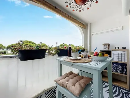 La Santa Maria – Studio 20m² face mer à Port Camargue : photo 1