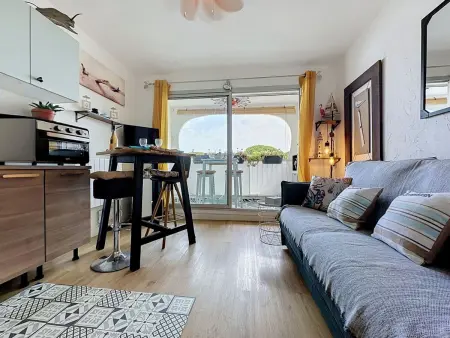 La Santa Maria – Studio 20m² face mer à Port Camargue : photo 8