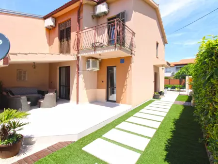 Maison House 843 avec terrasse privée à Fažana : photo 6