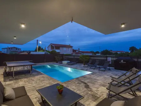 Maison 120 m² avec terrasse et parking à Pula : photo 3
