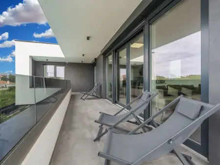 Maison 120 m² avec terrasse et parking à Pula : photo 7