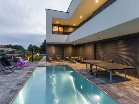 Maison 120 m² avec terrasse et parking à Pula : photo 10