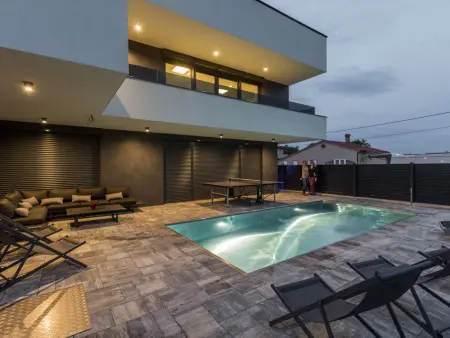 Maison 120 m² avec terrasse et parking à Pula : photo 11