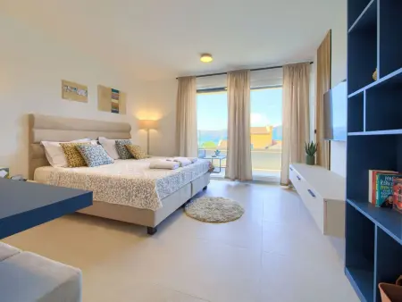 Art Villa Sansa, maison de luxe avec piscine chauffée à Krk : photo 4