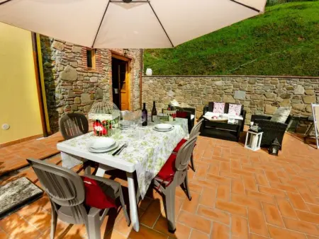 Alla Piazzetta - Appartement Raffaello, piscine privée : photo 15