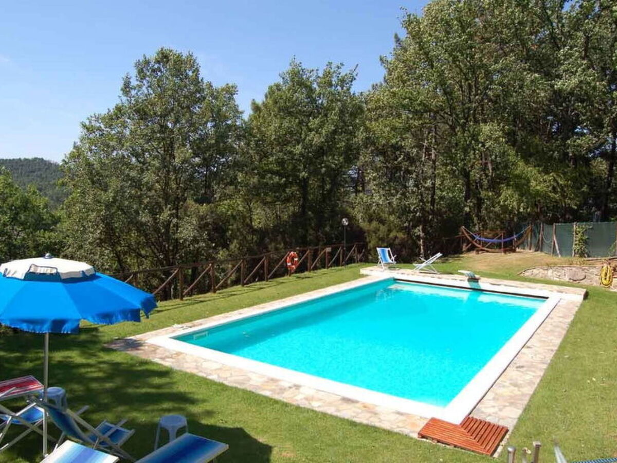 Le Piane : maison en pierre avec piscine près de Lucca - Photo 2