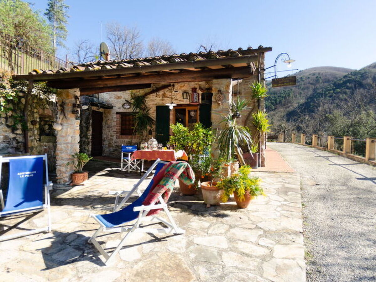 Le Piane : maison en pierre avec piscine près de Lucca - Photo 13