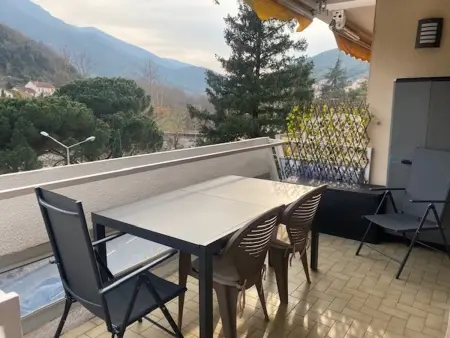 F2 climatisé terrasse 14m² - Amélie-les-Bains : photo 12
