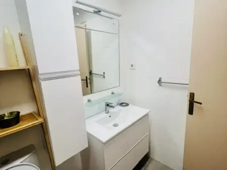 F2 climatisé terrasse 14m² - Amélie-les-Bains : photo 17