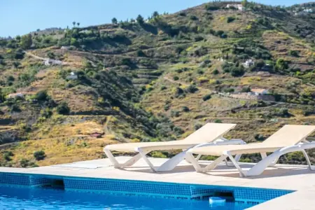 Maison 3 chambres avec piscine privée à Torrox : photo 3