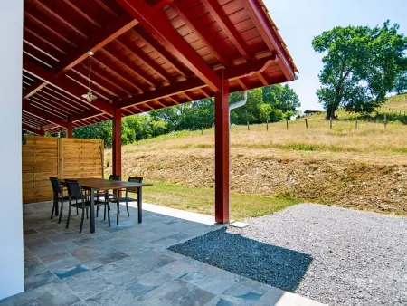 Location appartement à Saint Pée sur Nivelle, Appartement rénové vue montagnes - 2 pers.