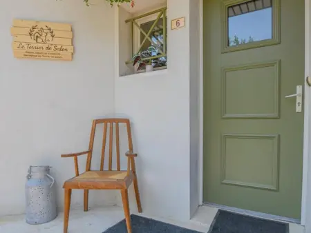 Gîte 6 pers. à Salon : jardin aménagé et terrasse privative : photo 23