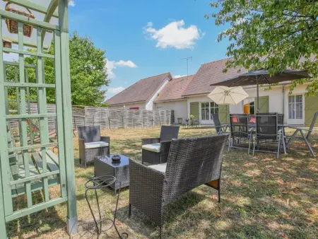 Gîte 6 pers. à Salon : jardin aménagé et terrasse privative : photo 26
