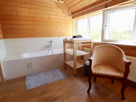 Villa M, maison à ossature bois à Durbuy avec grand jardin clôturé : photo 24