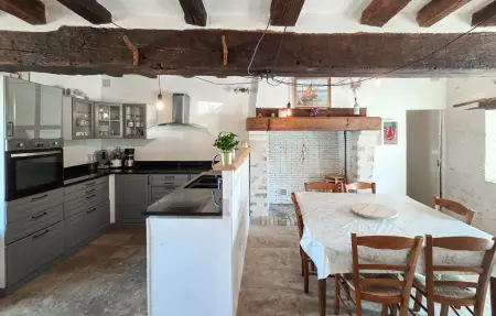 Maison 6 chambres avec piscine privée à Manthelan : photo 11