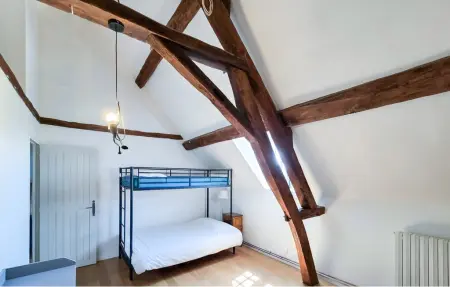 Maison 6 chambres avec piscine privée à Manthelan : photo 17